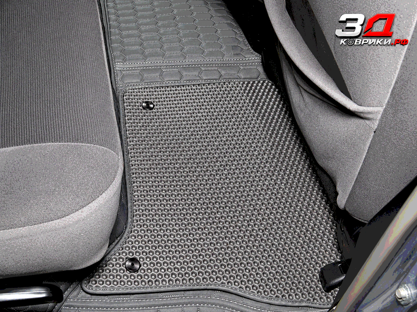 3D коврики Mitsubishi Pajero, пороги и тоннель