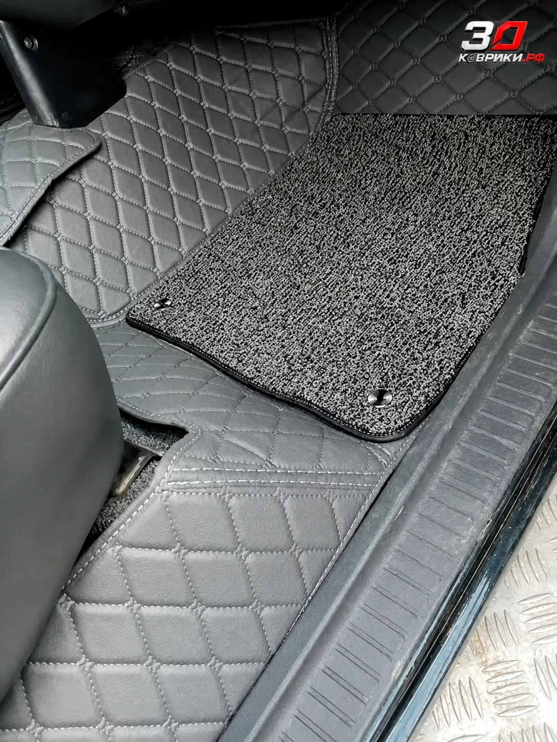 3D коврики Land Cruiser 105, пороги и тоннель