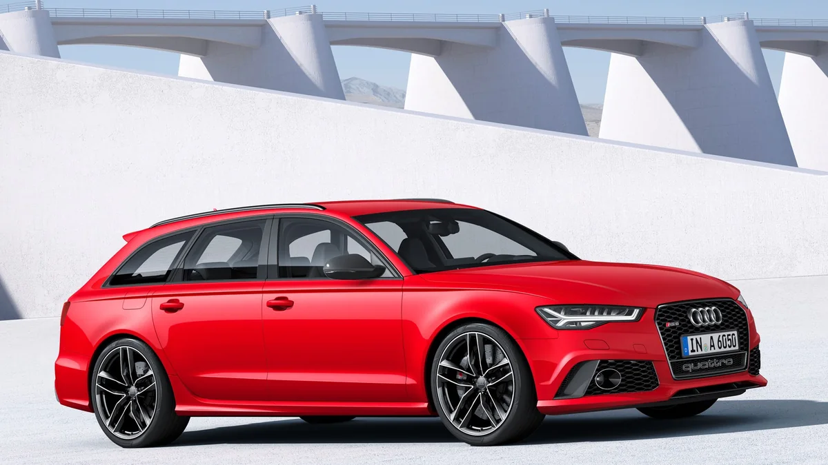 Audi RS6 C8 универсал - фото поколения Audi