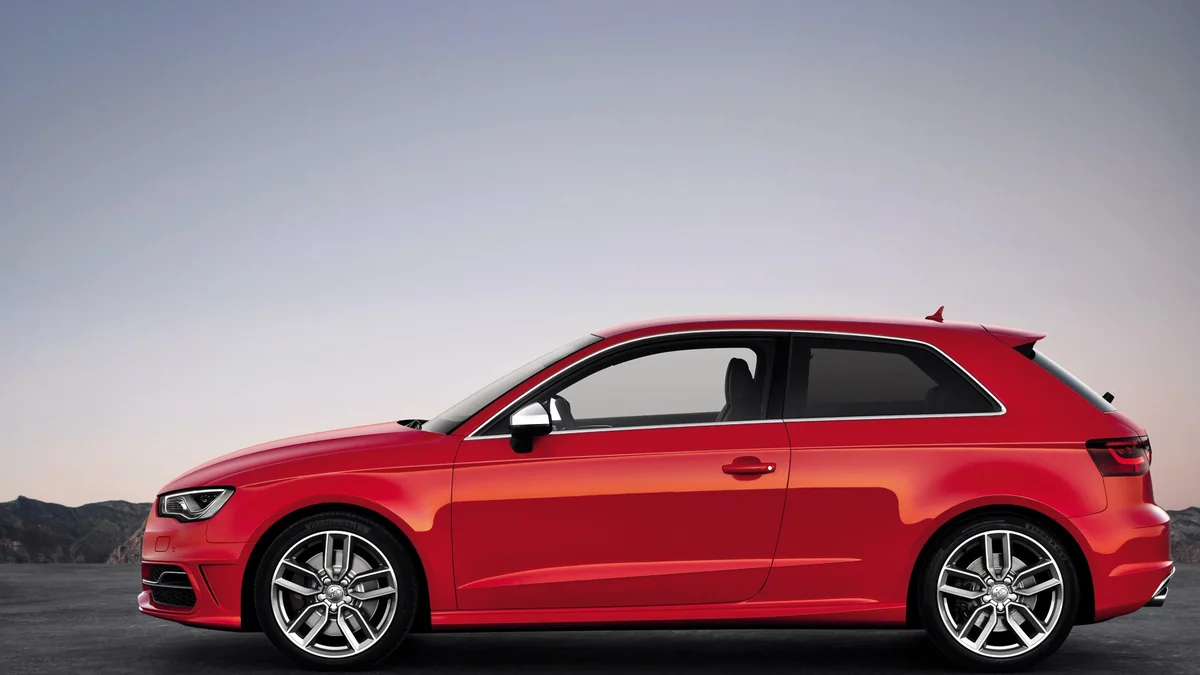 Audi S3 - фото модели Audi