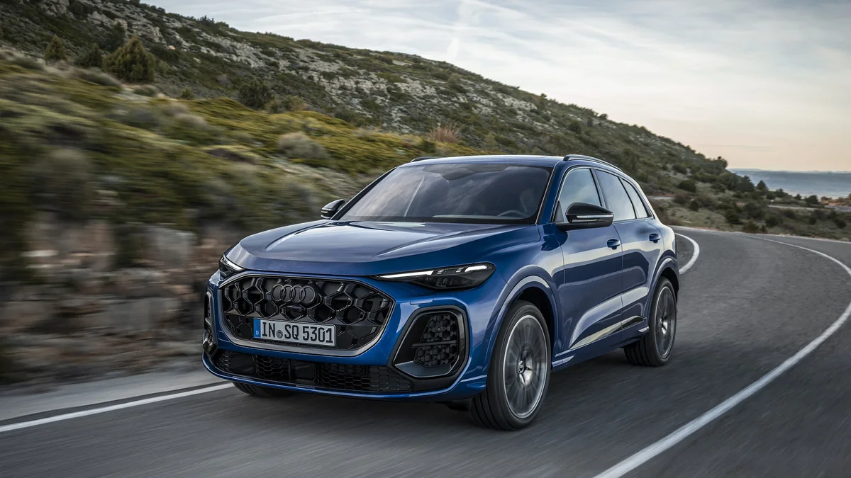 Audi SQ5 - фото модели Audi