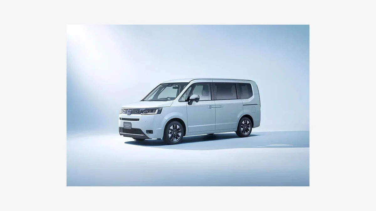 Honda StepWGN - фото модели Honda