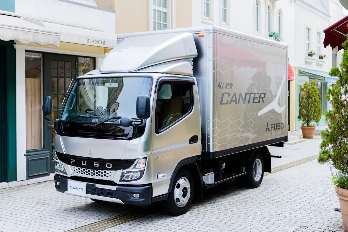 Mitsubishi Fuso Canter 9 поколение