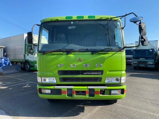 Mitsubishi Fuso Super Great I