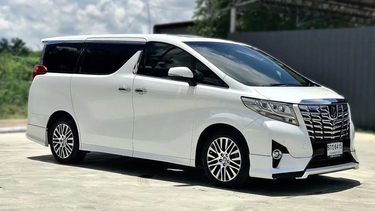 Toyota Alphard AH30 2015-2018 - фото поколения