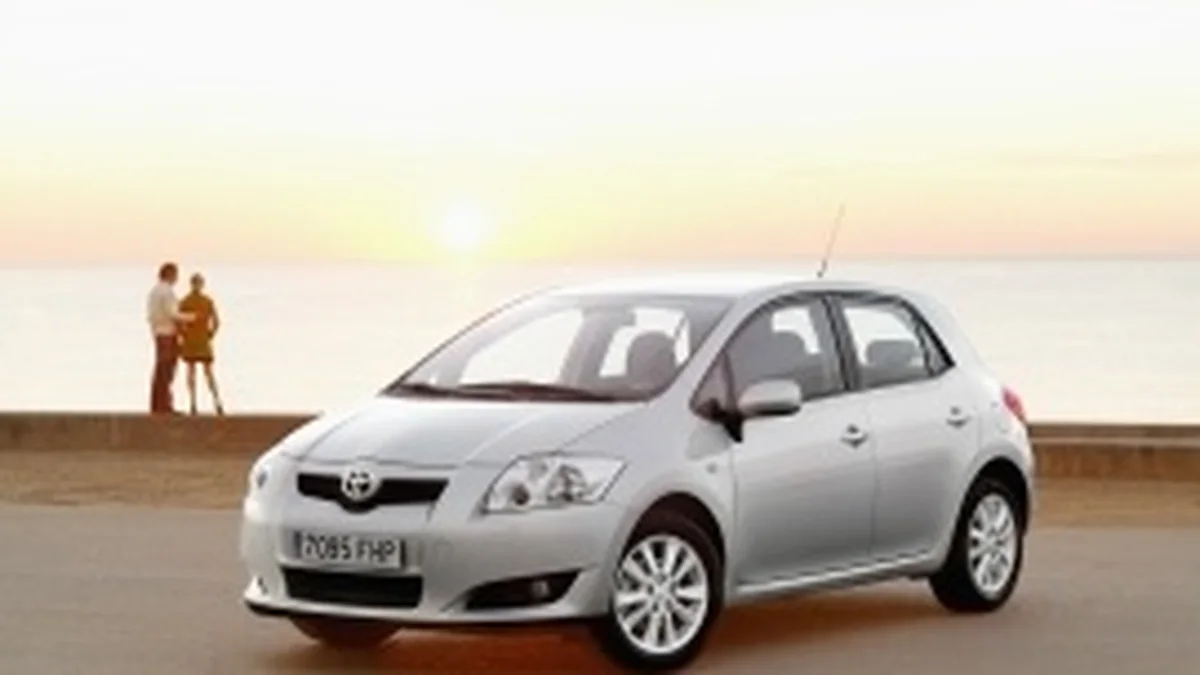 Toyota Auris - фото модели Toyota