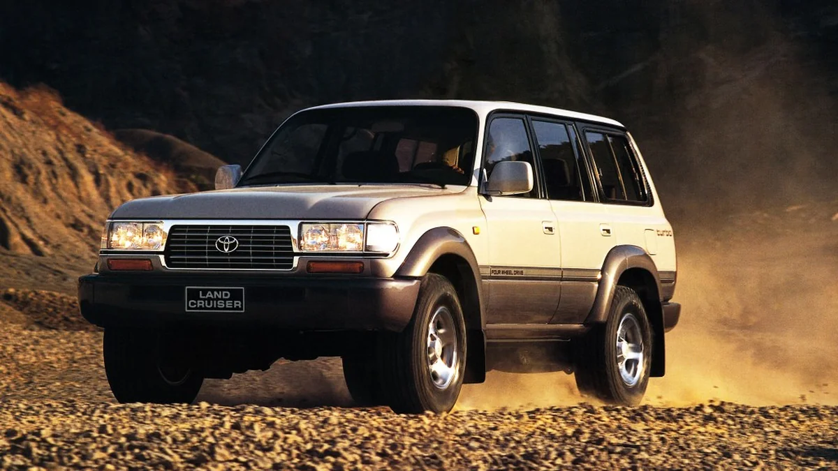 Toyota Land Cruiser FJ80 - фото поколения Toyota