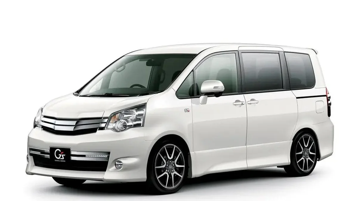 Toyota Noah R70 2007-2014 - фото поколения