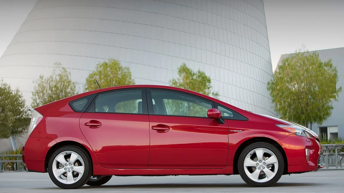 Toyota Prius XW30 2009-2015 - фото поколения