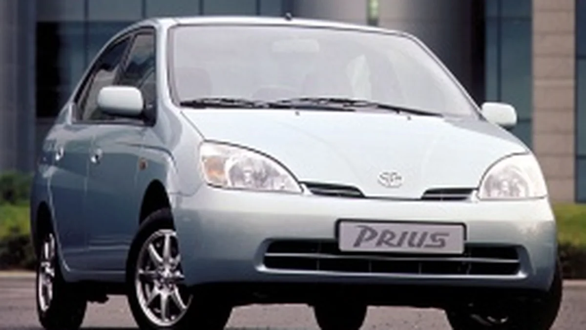Toyota Prius - фото модели Toyota