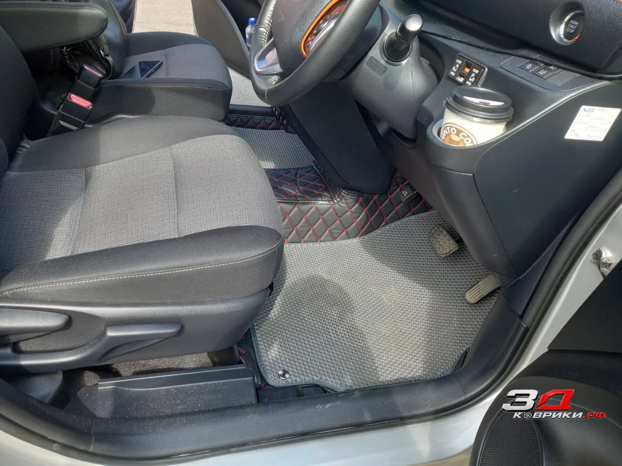 3D коврики Toyota Sienta 3 поколение